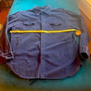 Cozy Gap XL Mens long-sleeve button up. Brushed cotton - feels like corduroy.